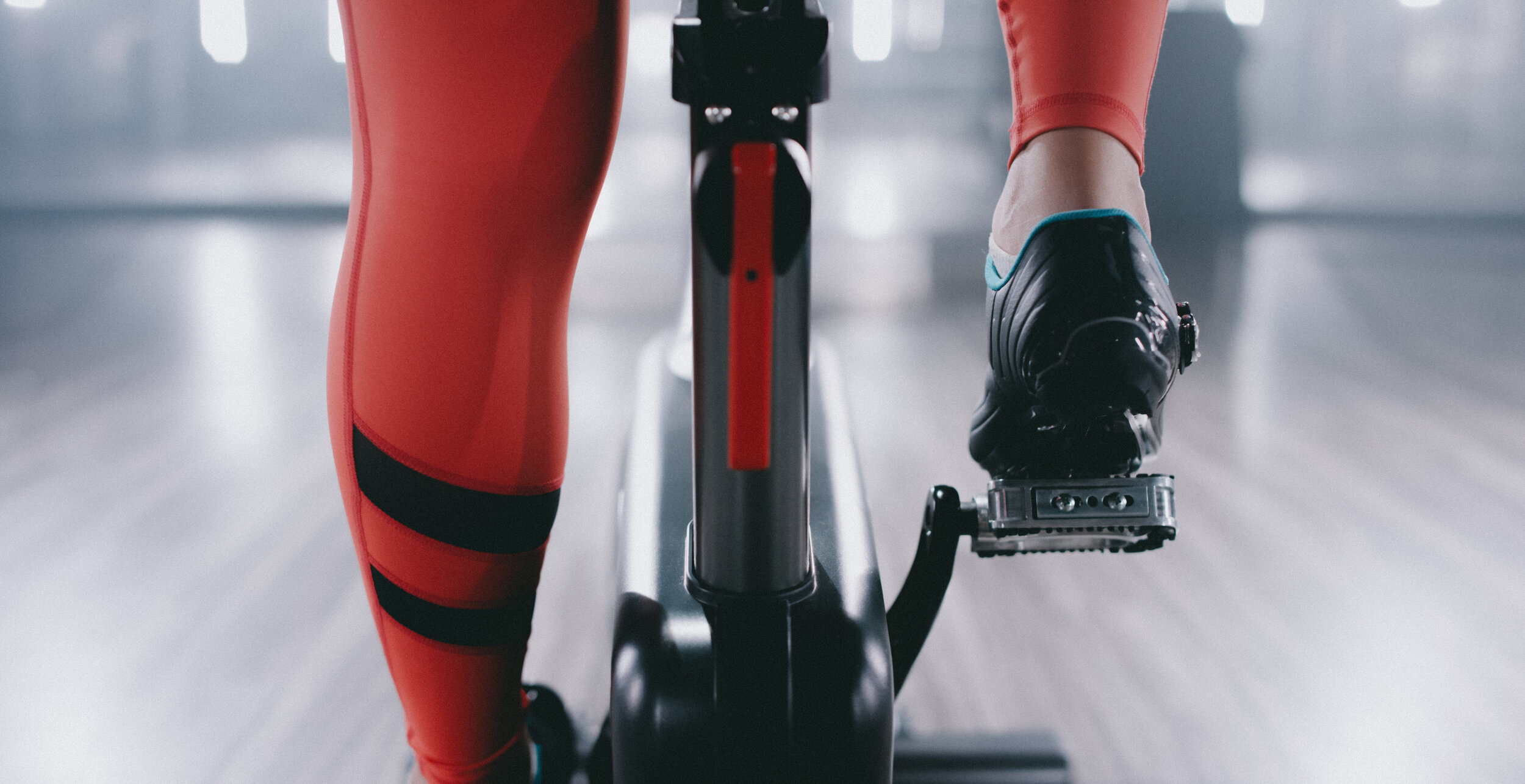 BEAT YOUR PERSONAL RECORDS. TRACK YOUR PROGRESS AND IMPROVE YOUR HEALTH